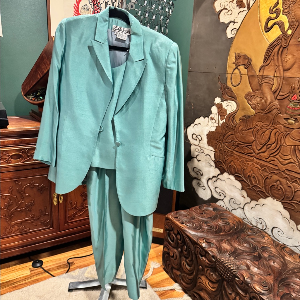 Women’s Vintage Tiffany Blue 100% Silk Suit Set Three Piece